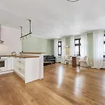 Heart Of Uniwersytecka By Renters Appartement