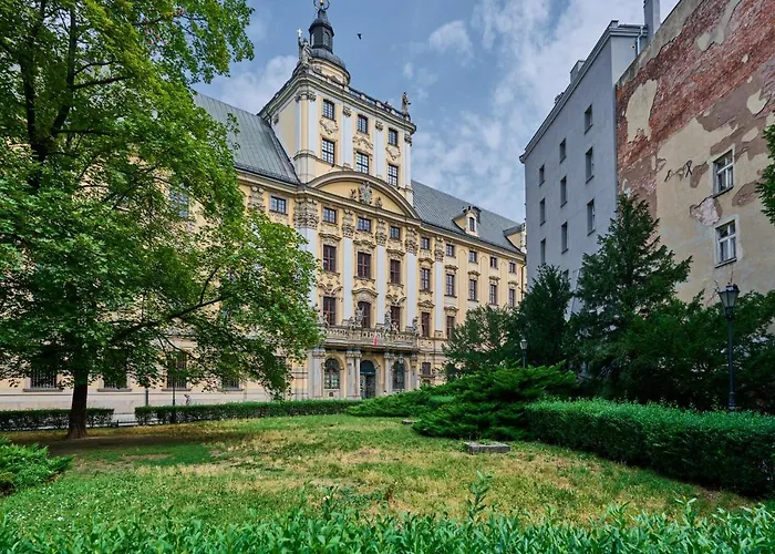 Heart Of Uniwersytecka By Renters Wrocław